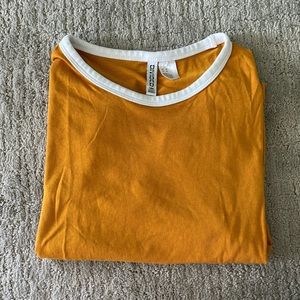 🔅size M yellow shirt from H&M🔅